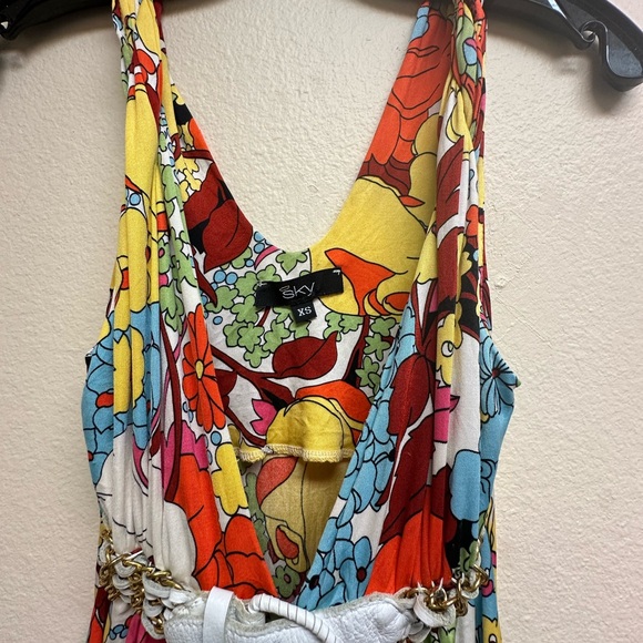 Sky Red and Yellow Vintage Silk Top with Abstract Floral Design - Picture 4 of 7